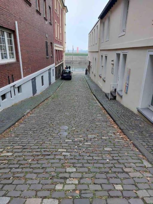 Apartment Toll Am Rhein Netflix Internet 1000 Mbits, Free Parking *
